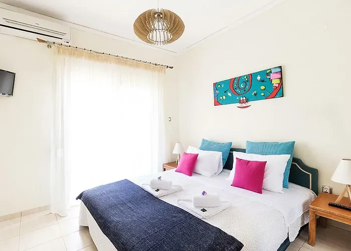 Sweet With Spectacular Sea View