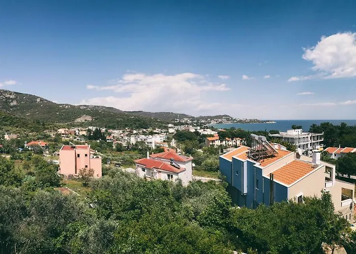 Sweet With Spectacular Sea View