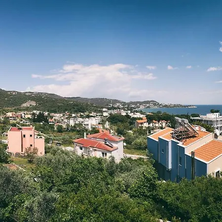Sweet With Spectacular Sea View